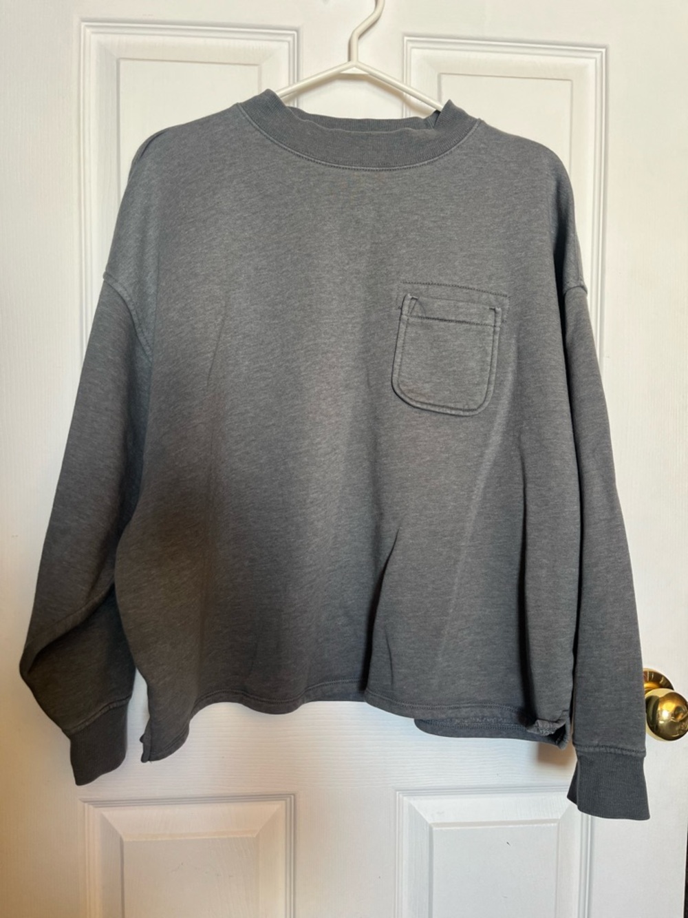 Old Navy XL Charcoal Gray Pocket Crewneck Sweatshirt